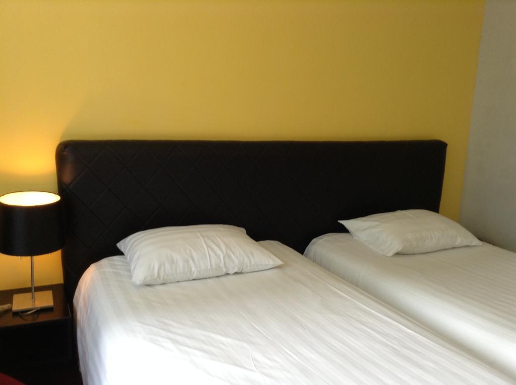 Fx Hotel East Lake Park Шэньчжэнь Экстерьер фото